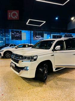 تويوتا لاندكروزر